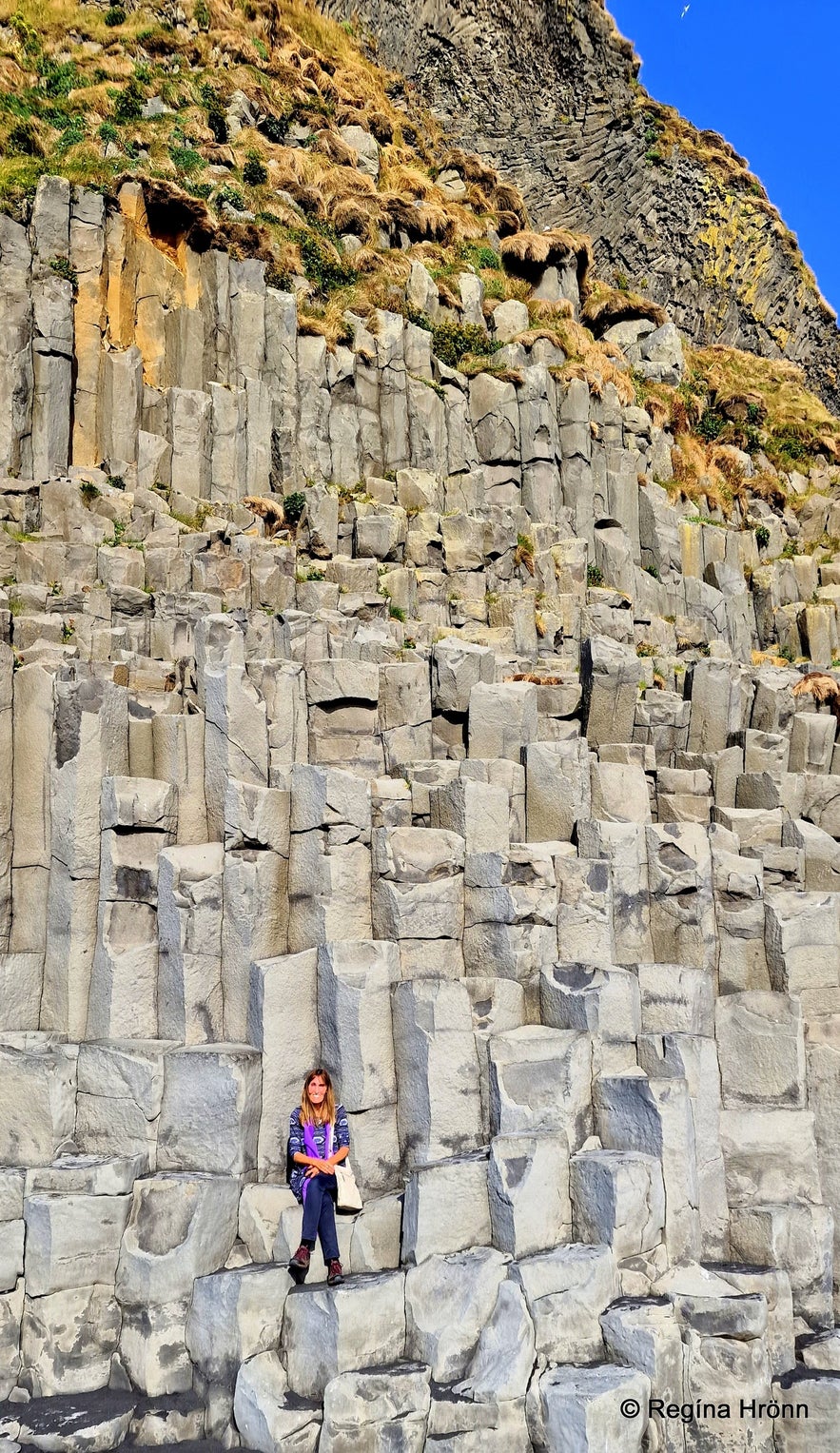 Extremely dangerous Waves by Reynisfjara and Kirkjufjara black Beaches in South-Iceland!