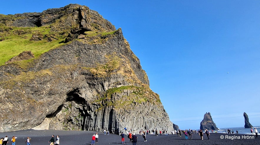 Extremely dangerous Waves by Reynisfjara and Kirkjufjara black Beaches in South-Iceland!