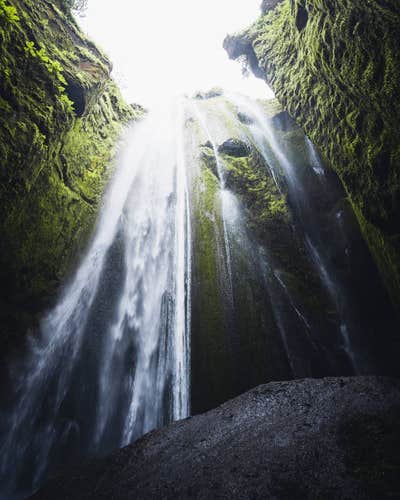 Private 12-Hour Sightseeing Tour of the South Coast and Ice Caving