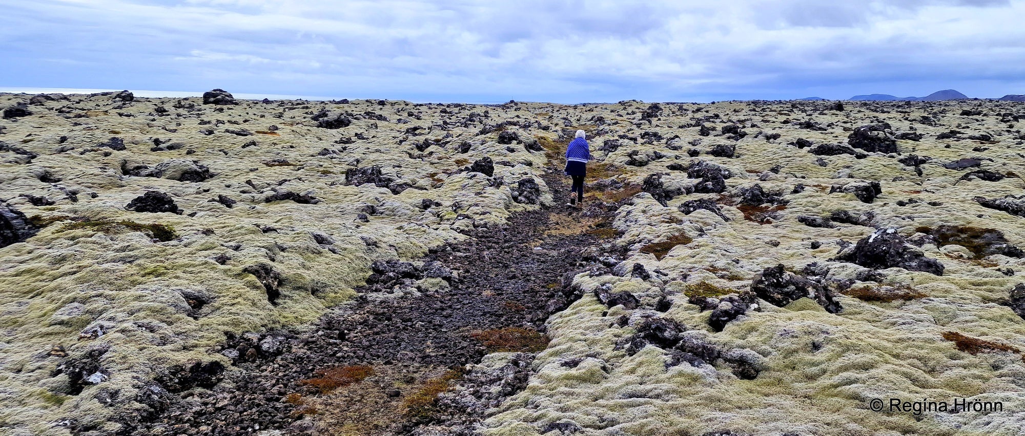 H&uacute;sh&oacute;lmi - a Hike to the Ancient Ruins in the middle of &Ouml;gmundarhraun Lava Field