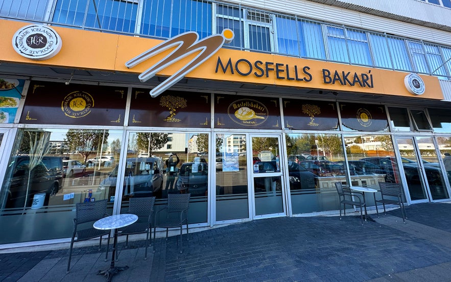 Mosfellsbakari有多种冰岛糕点和美味三明治可供选择