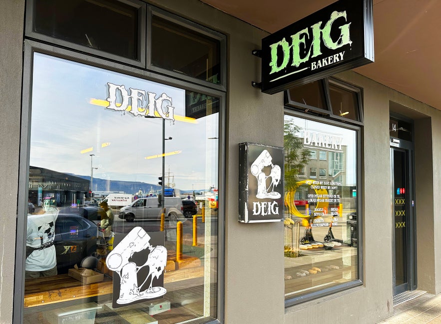 Exterior of Deig Bakery in Reykjavík, Iceland, known for its fresh bagels, doughnuts and pastries Exterior of Deig Bakery in Reykjavík, Iceland, known for its fresh bagels, doughnuts and pastries