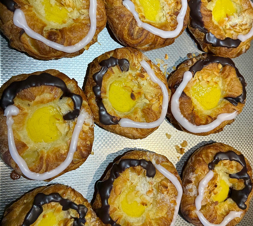 Serbakad vinarbraud is a smaller, more Danish-style version of vinarbraud