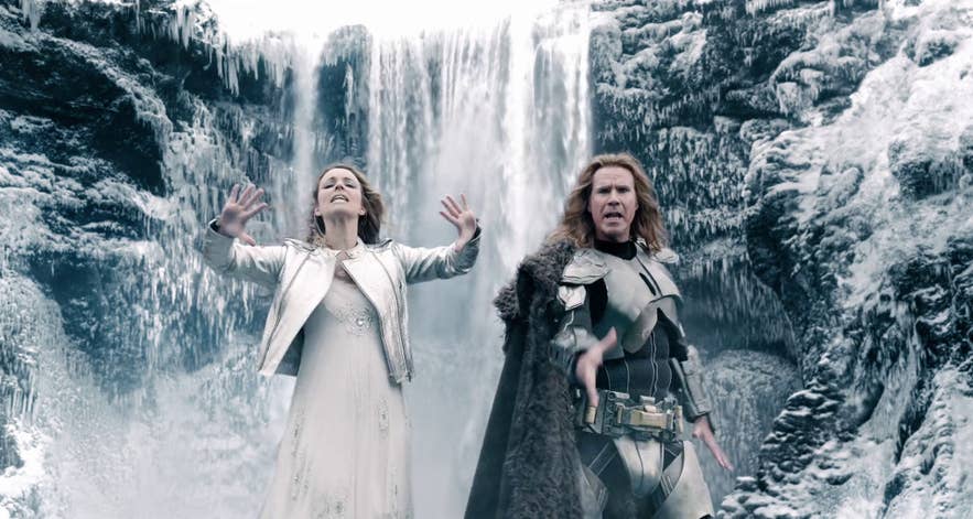 Der Wasserfall Skogafoss, wie er im Film Eurovision Song Contest zu sehen ist: Die Geschichte der Feuer-Saga