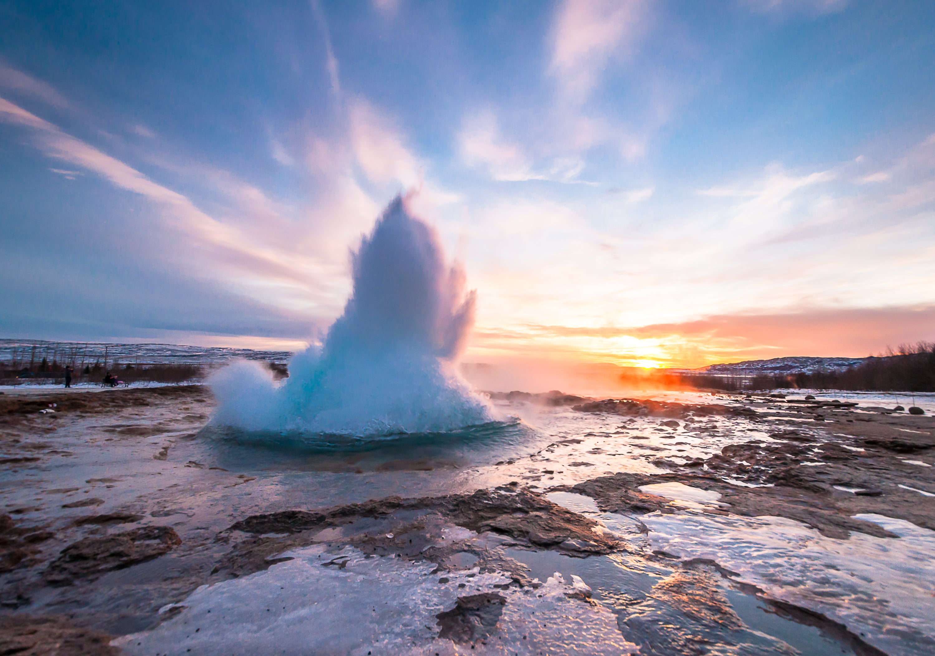 Private Golden Circle Tour & Snowmobiling Adventure on Langjokull Glacier from Reykjavik