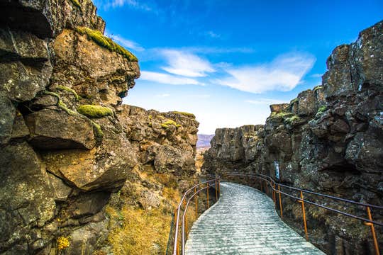 Private Golden Circle Tour with Keflavik Airport Pickup and Reykjavik Drop-Off