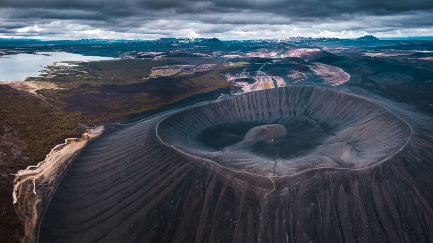 La randonnée jusqu'au volcan Hverfell offre de belles vues