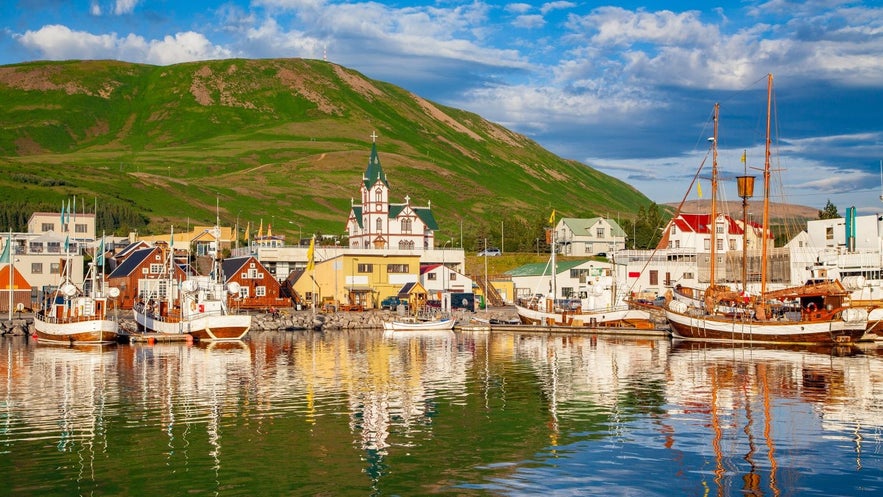 Husavik is de beste plaats om walvissen te kijken in IJsland