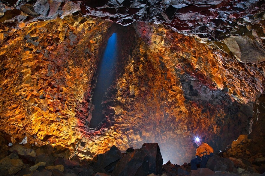 Thrihnukagigur is een enorme en ongelooflijke magmakamer in IJsland.