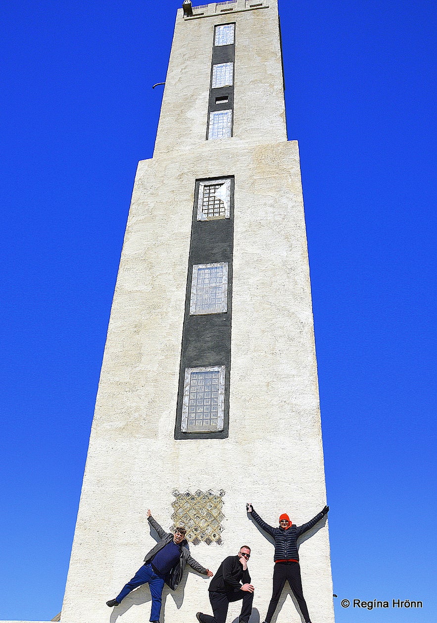 Vitalei&eth;in - Follow the Lighthouse Trail of the South Coast of Iceland