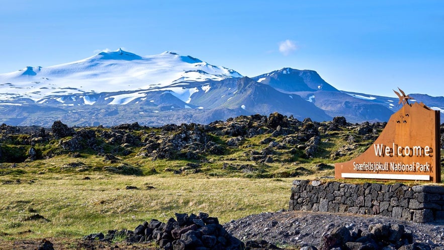 アイスランドの昔話に出てきそうなスナイフェルスネス半島の風景