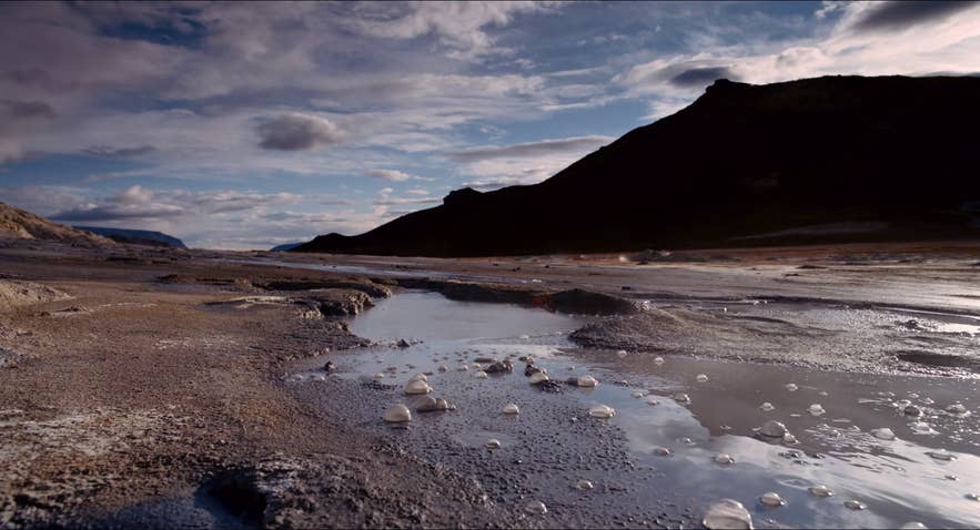 Das geothermische Gebiet Krafla in Island im Film Baum des Lebens