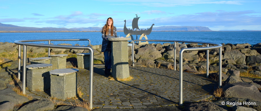 Vitalei&eth;in - Follow the Lighthouse Trail of the South Coast of Iceland