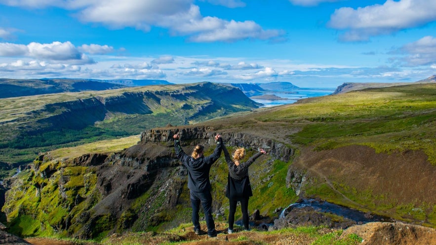 Der Gipfel des Glymur bietet einen fantastischen Blick über die Umgebung