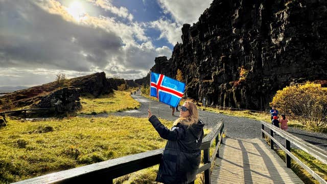 Private Golden Circle Day Tour from Reykjavik with Polaroid Photo Souvenir