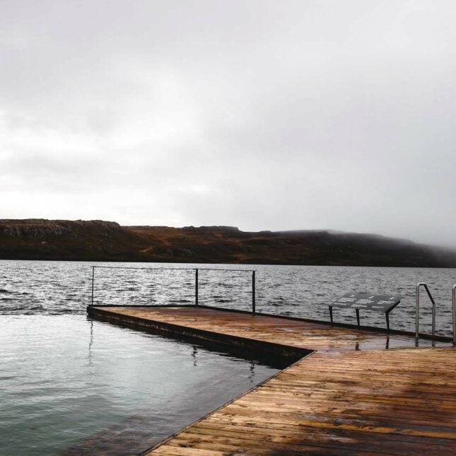 Wschodnia Islandia jest miejscem pełnym pięknych jezior i fiordów.