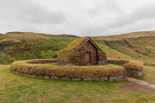 Private 4x4 Haifoss Waterfall & Secret Circle Tour from Reykjavik