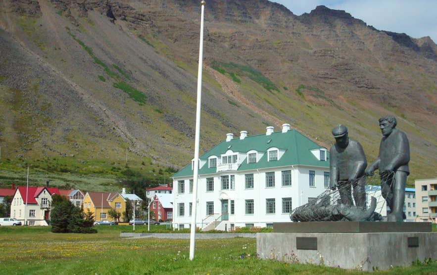 Beautiful Artwork by the noted Sculptor Ragnar Kjartansson Senior