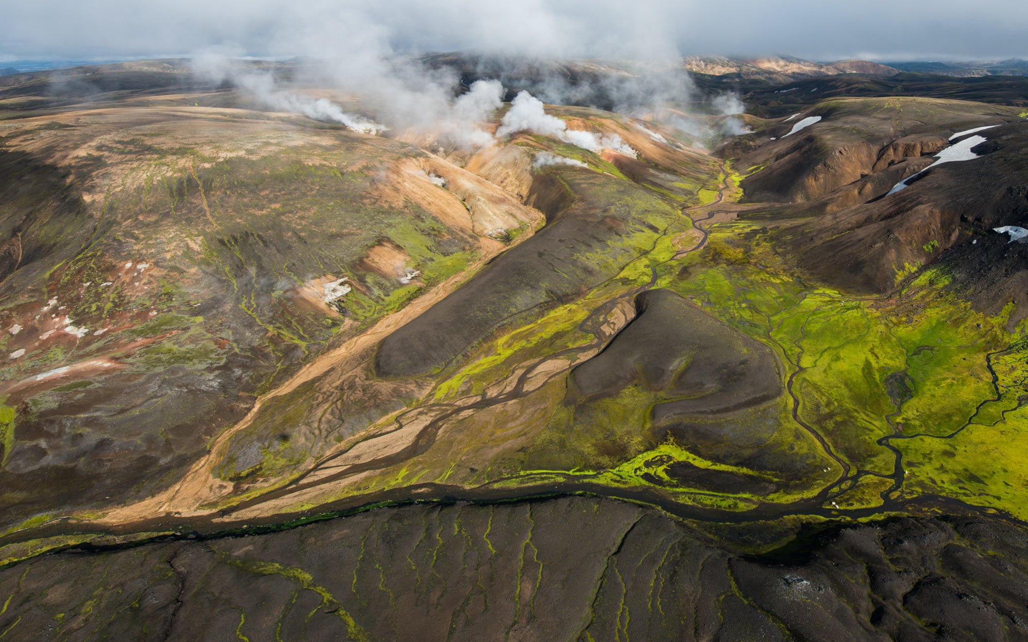 Discover steaming geothermal areas in the Icelandic Highlands with a 2.5-hour helicopter tour from Reykjavik.