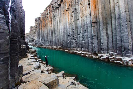 8-Day Guided Full Circle of Iceland Ring Road Trip with Highlands & Snaefellsnes Peninsula