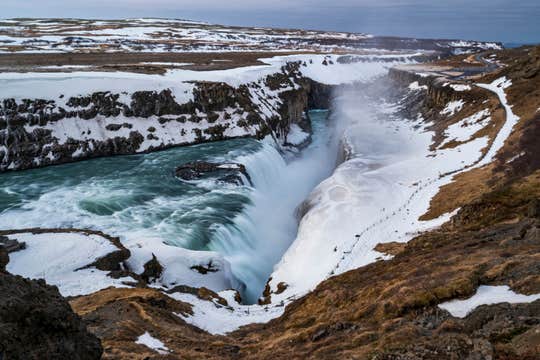 Tour de 3 Días en Invierno por el Círculo Dorado y Costa Sur con Cueva de Hielo y Ruta Glaciar