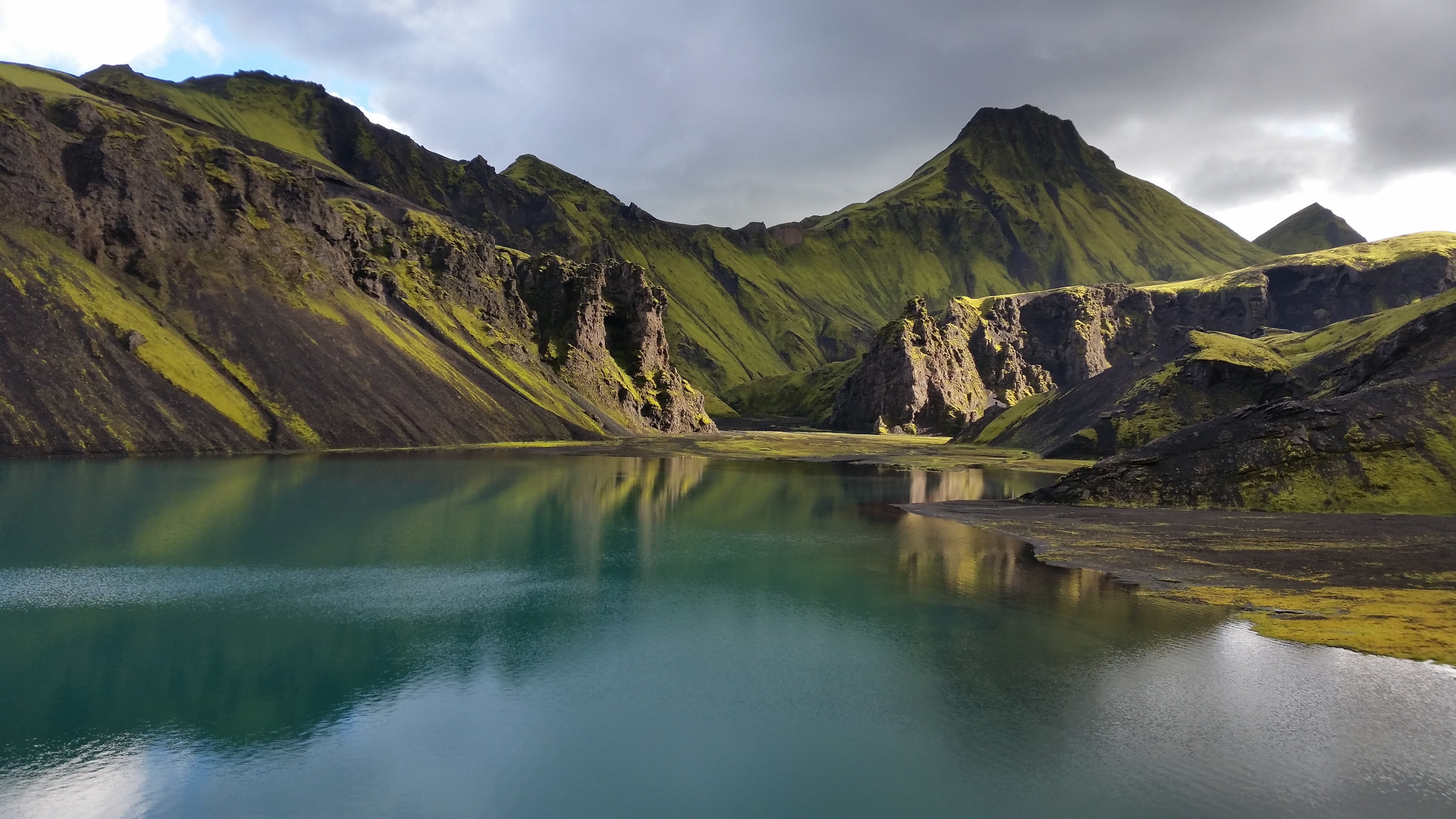 Découvrez le charme pittoresque des Hautes Terres d'Islande lors de cette excursion.