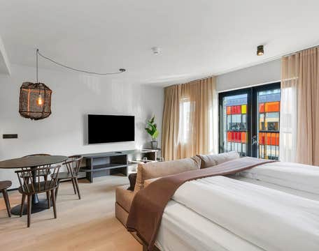 Strand Hotel Apartments