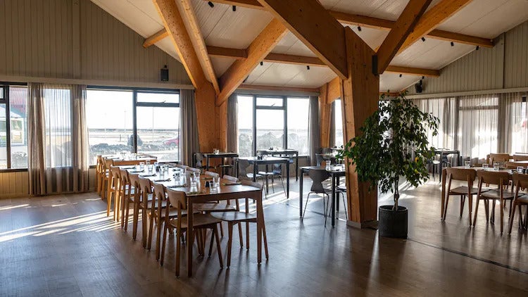 The restaurant in Hotel Katla is lovely
