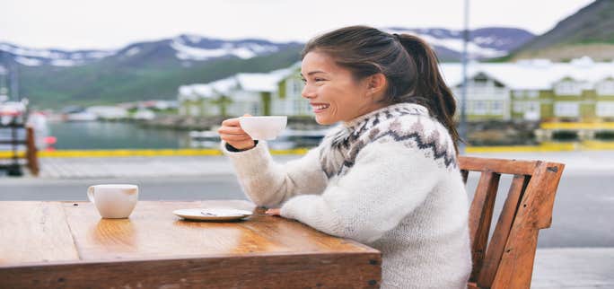 Icelandic Phrases: A Traveler's Guide to Everyday Icelandic