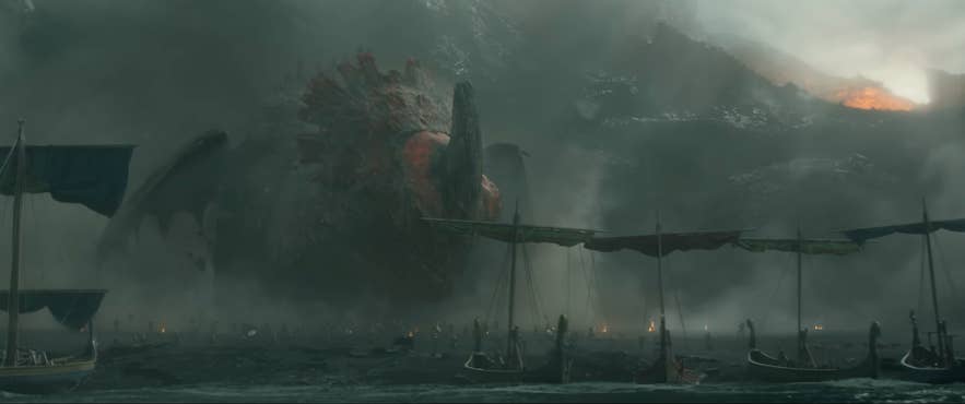 มีการถ่ายทำฉากเรือไวกิ้งเผชิญหน้ากับมังกรยักษ์ในไอซ์แลนด์ สำหรับภาพยนตร์เรื่อง How to Train Your Dragon