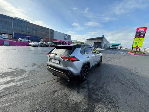Private Port Transfer from Reykjavik Cruise Terminal to Keflavik Airport