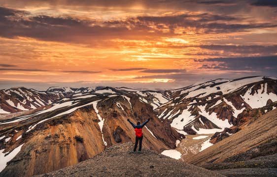 Landmannalaugar Highlands Tour with Hot Spring Bath and 4x4 Minibus Transport from Reykjavik