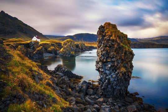 Iceland Solar Eclipse Expedition from Reykjavik with Guide and Lunch