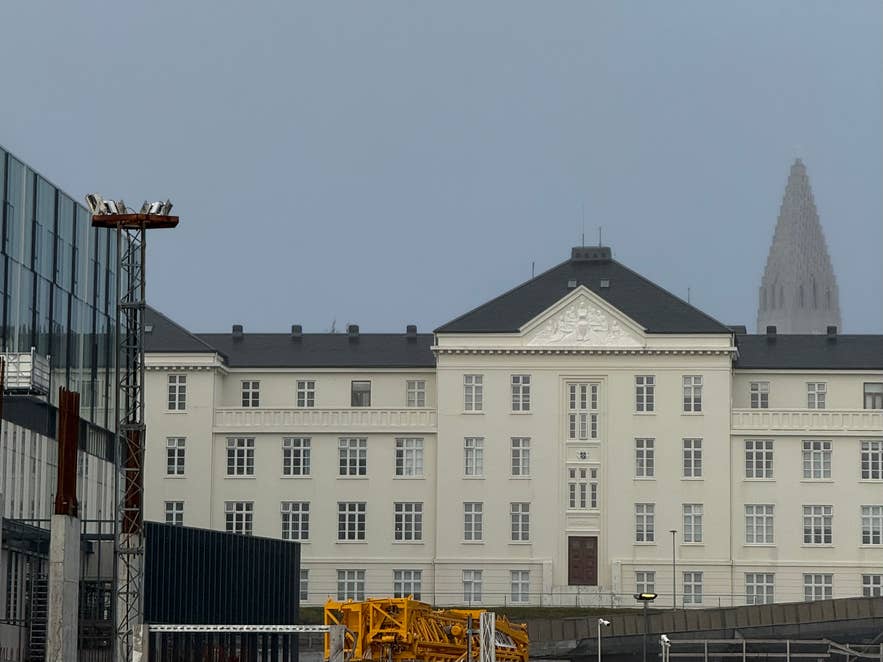 Landspitali hospital in Reykjavik with Hallgrimskirkja visible through the fog.