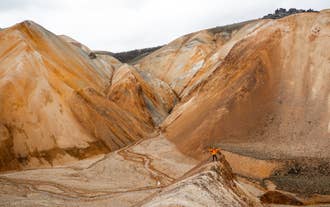 Exciting 5-Day Laugavegur Trekking with South Coast Tour and Glacier Hiking from Reykjavik