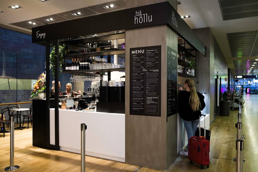 Hja Hollu all'Aeroporto Internazionale di Keflavik in Islanda.