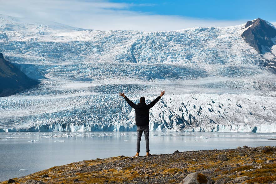 IJsbergen bij de Fjallsarlon-gletsjerlagune vlak bij Jokulsarlon in Zuid-IJsland.