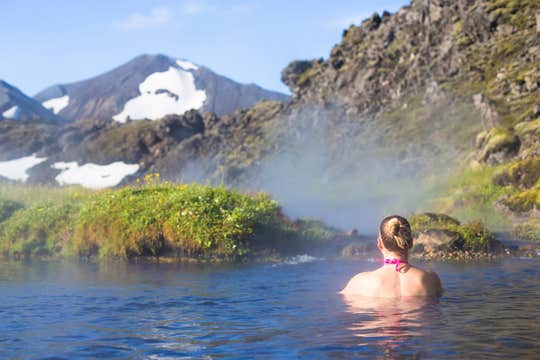 3-Day Deep Healing and Relaxation Retreat in South Iceland with Meals and Stays