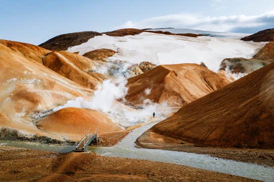 Summer Hiking Tour in the Icelandic Highlands with Reykjavik Transfers