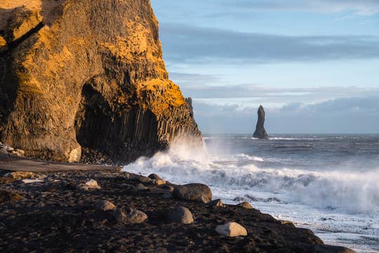 11 Hour South Coast Tour with Glacier Hiking, Waterfalls & Black Sands with Transfer from Reykjavik