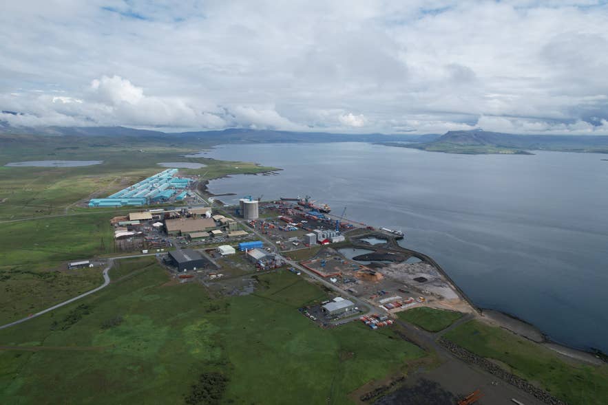 The Grundartangi industrial site and harbor near the mouth of Hvalfjordur. The Grundartangi industrial site and harbor near the mouth of Hvalfjordur.
