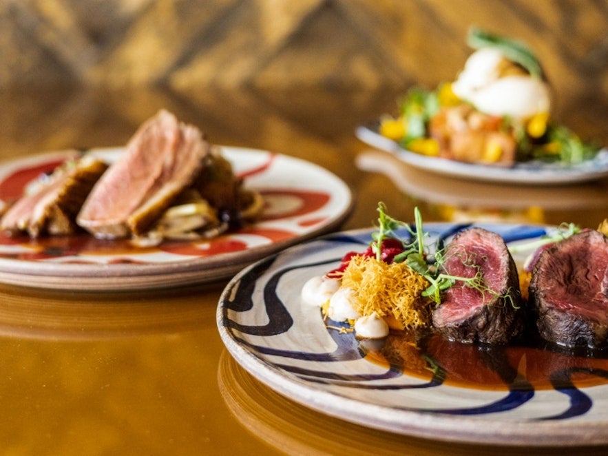 Le steak chez Kol est pr&eacute;par&eacute; avec expertise