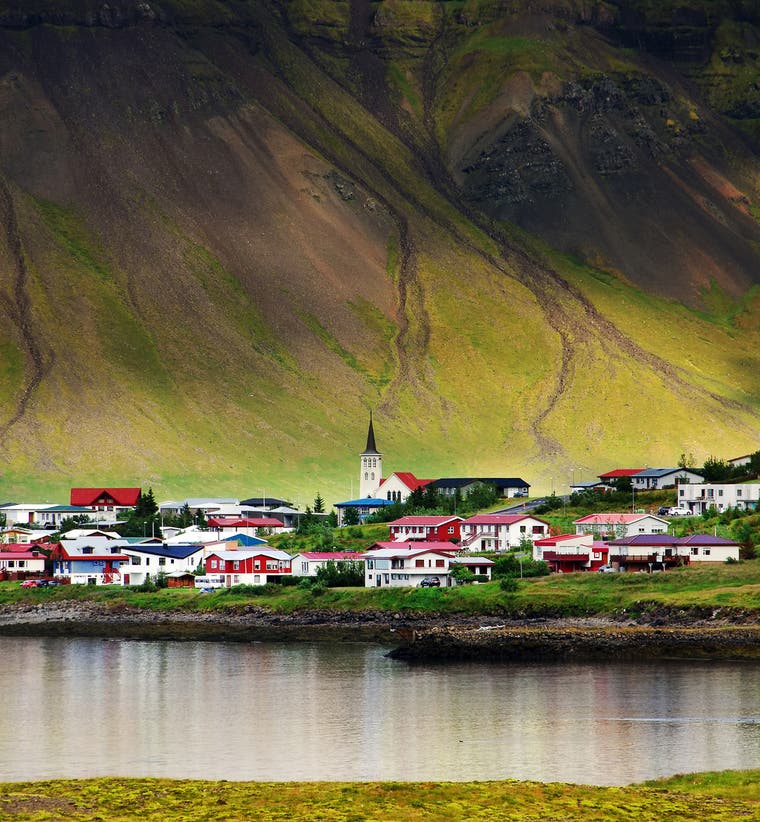 Panoramic view of Grundarfjordur and the surrounding mountains in West Iceland.
