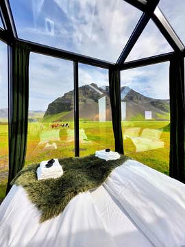 Aurora Glass Cabin I (Private Sauna & Jacuzzi)