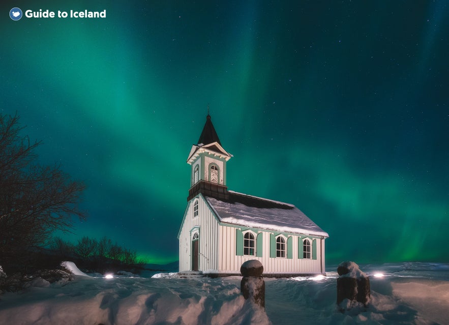 The Thingvellir national park is a very popular northern lights hunting location