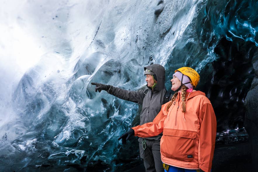 Icelander's don't confuse people with politics