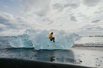 Jokulsarlon Glacier Lagoon & Diamond Beach Day Tour from Reykjavik with Optional Boat Ride