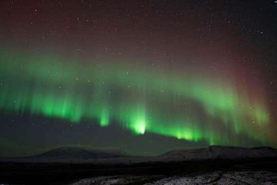 Small-Group Northern Lights Hunt from Reykjavik by 4x4 Sprinter