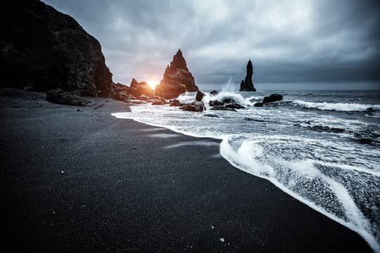 South Coast Sightseeing Tour from Reykjavik with Solheimajokull Glacier Viewing