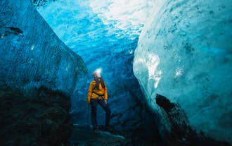 Into the Glacier durant 4 hrs : randonnée glaciaire, grotte de glace et transfert depuis Skaftafell